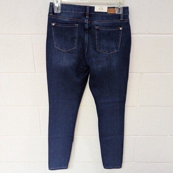 NWT Judy Blue Mid-Rise Skinny Jeans, 9/29 - Picture 3 of 4